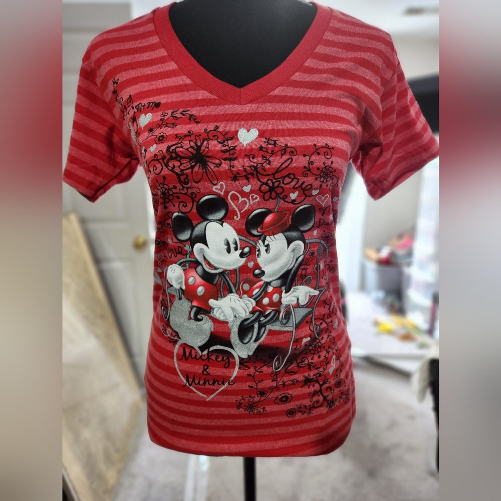 Disney Mickey and Minnie T shirt